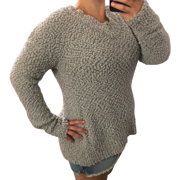 Zenana Premium (M) Cozy Comfy Textured Popcorn Knit Light Weight V-Neck Sweater - Picture 4 of 12